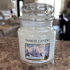 Yankee Candle Siberian Silver Fir
